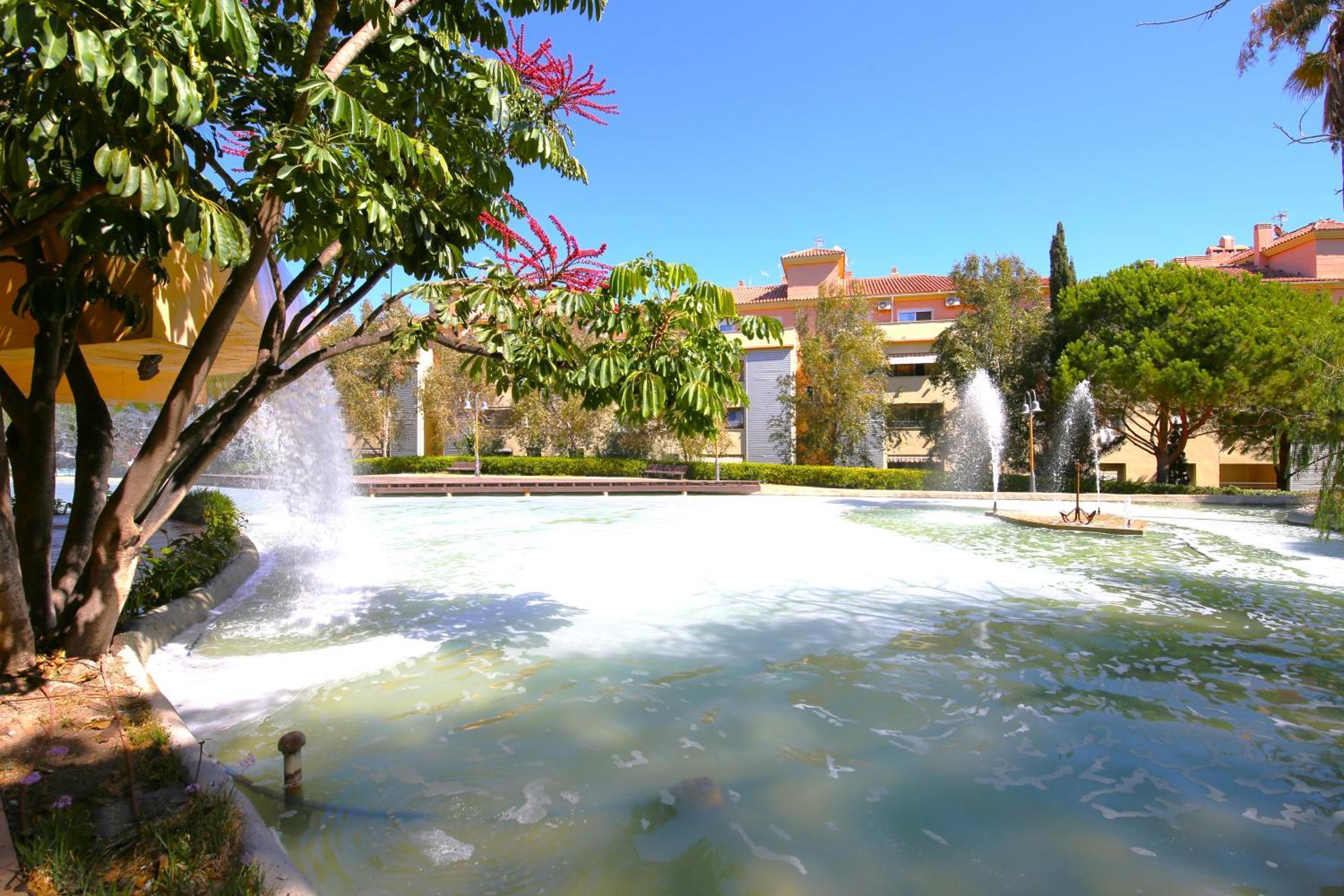 Estepona Town Apartment Carmen Exterior foto