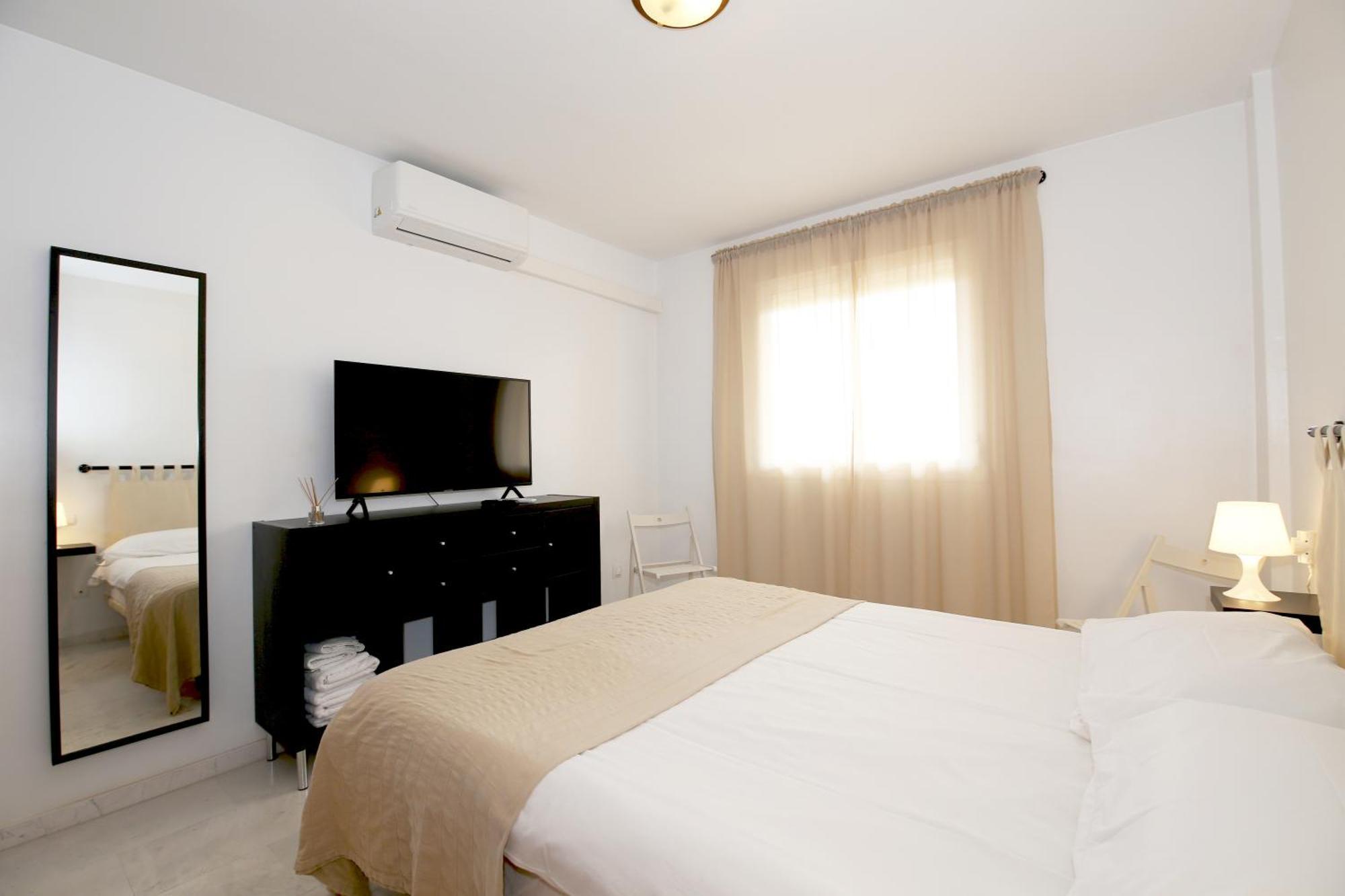 Estepona Town Apartment Carmen Exterior foto